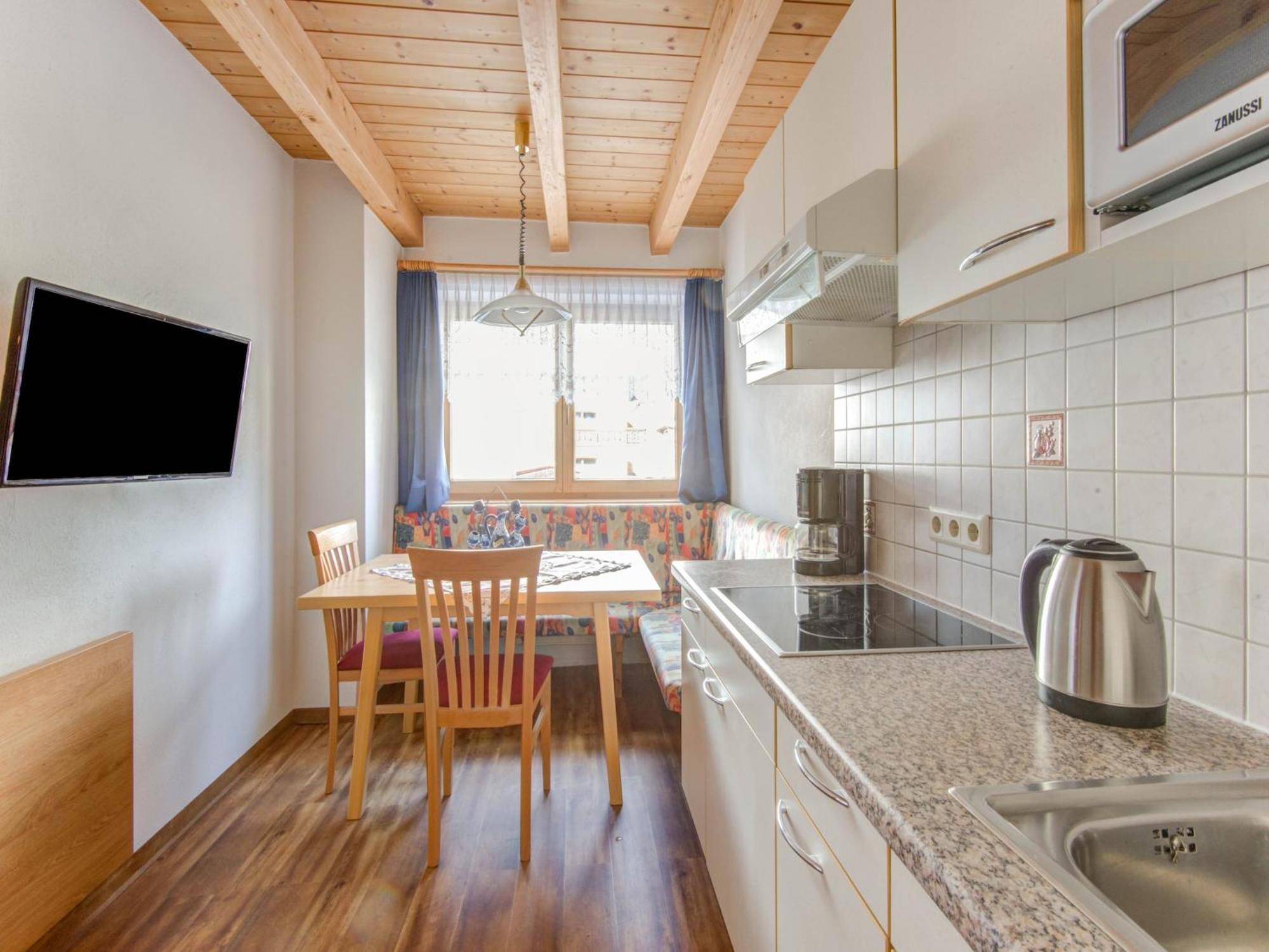 Comfortable Apartment In L Ngenfeld With Ski Storage 란켄펠트 외부 사진