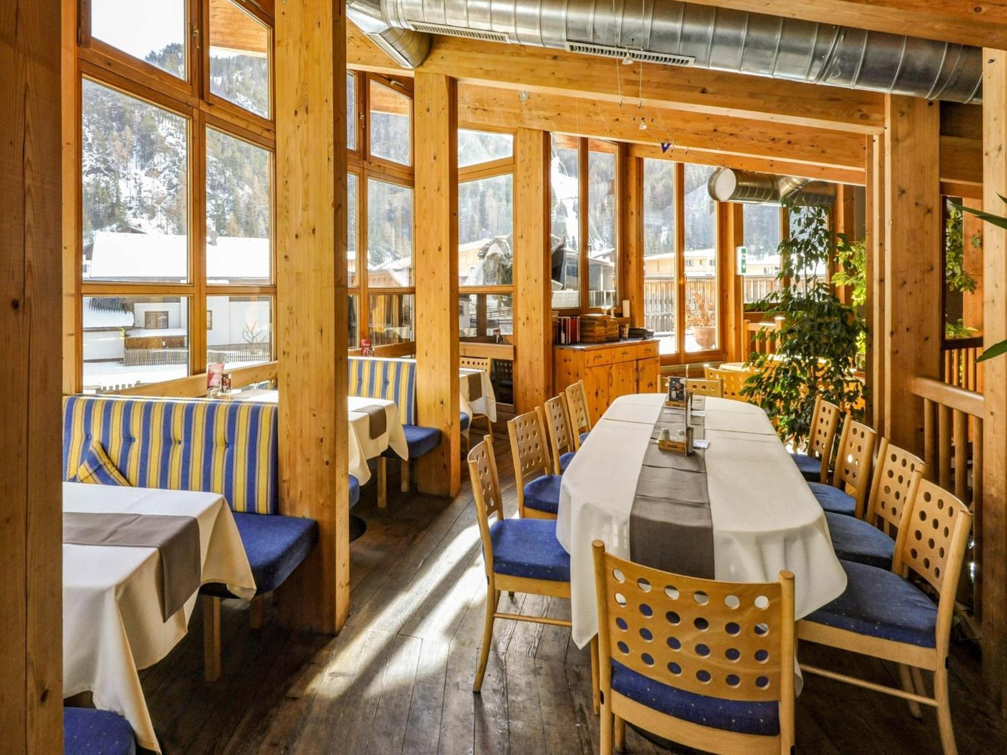 Comfortable Apartment In L Ngenfeld With Ski Storage 란켄펠트 외부 사진